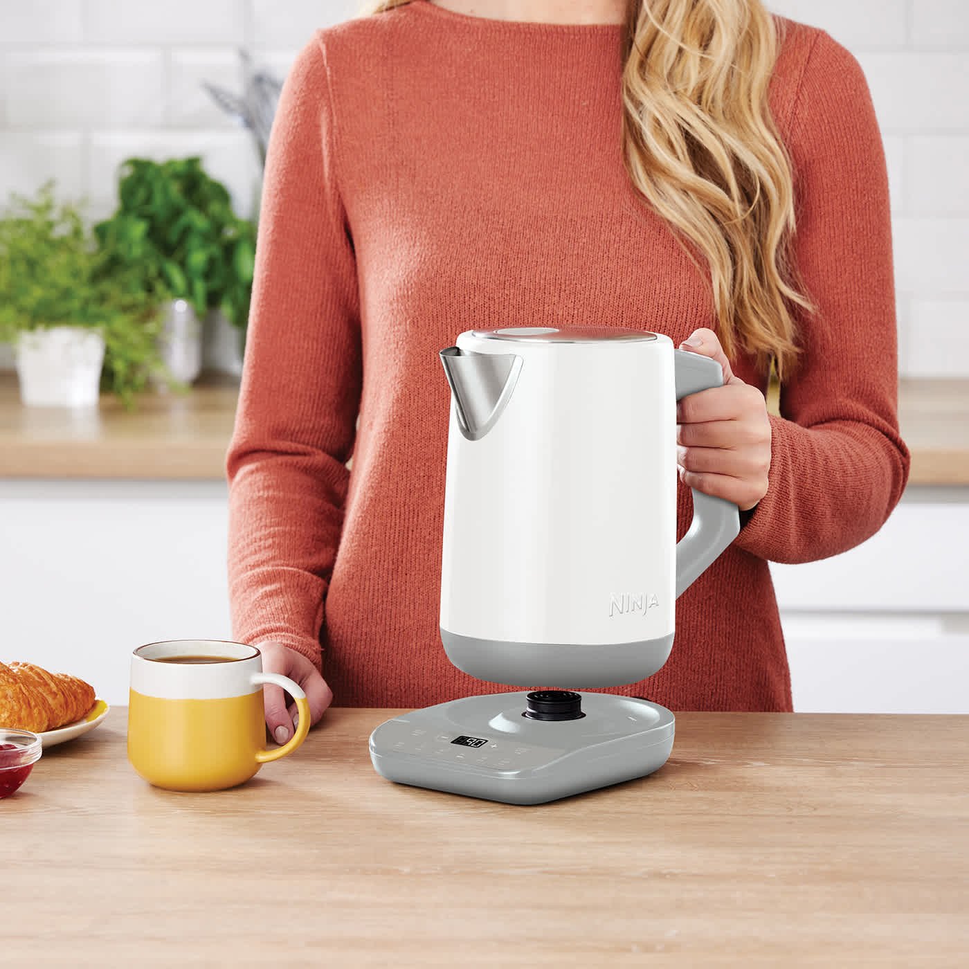 фото Електрочайник Ninja KT200EUWH