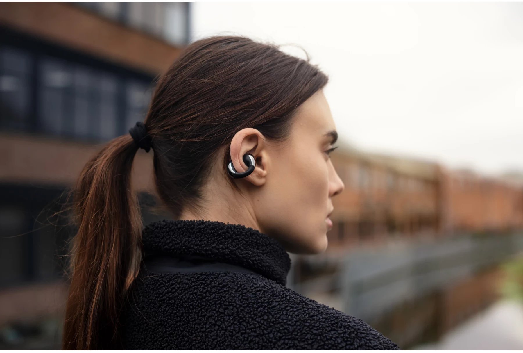 фото Наушники TWS Boompods Boomclip Pro Black