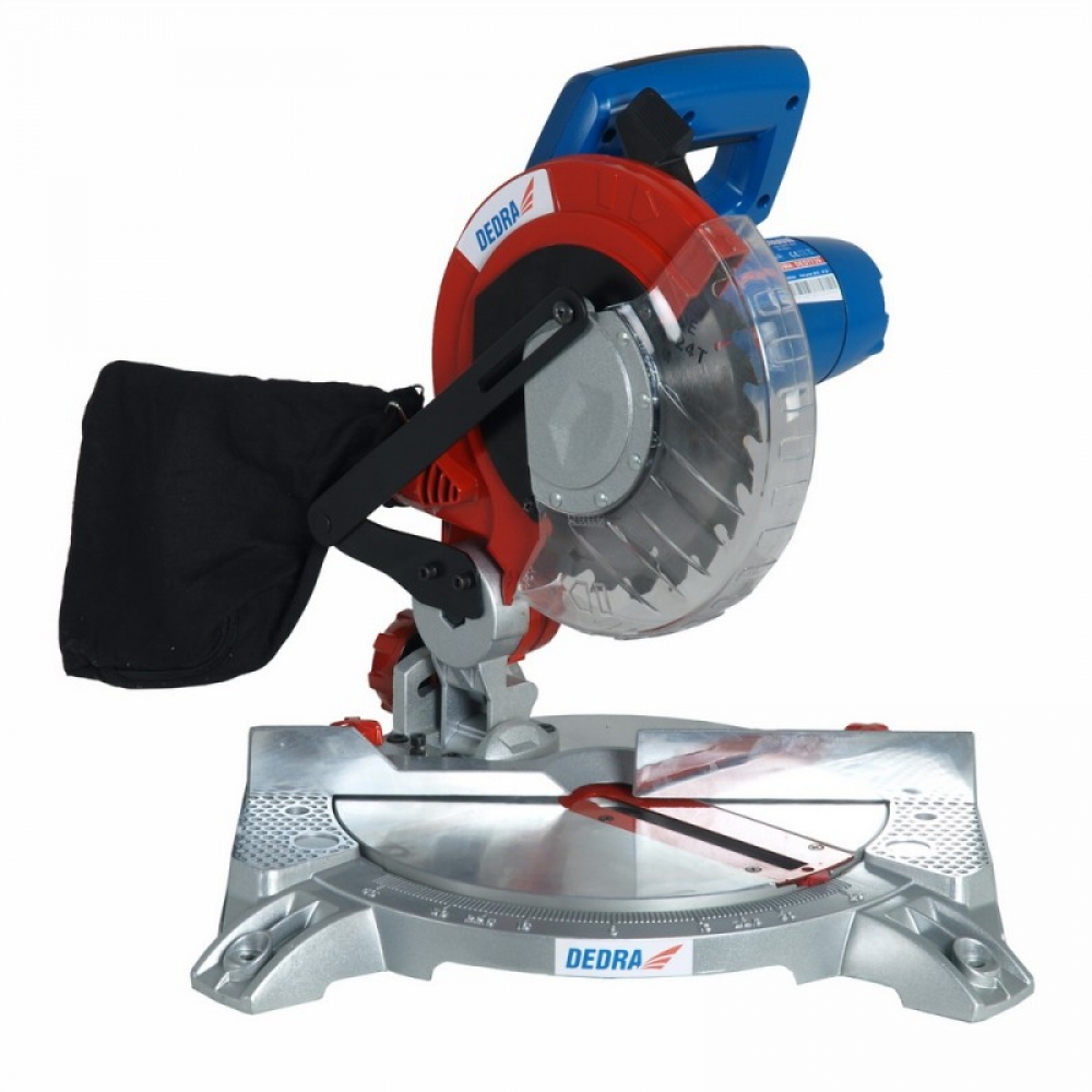 фото Монтажна пилка Dedra DED7739