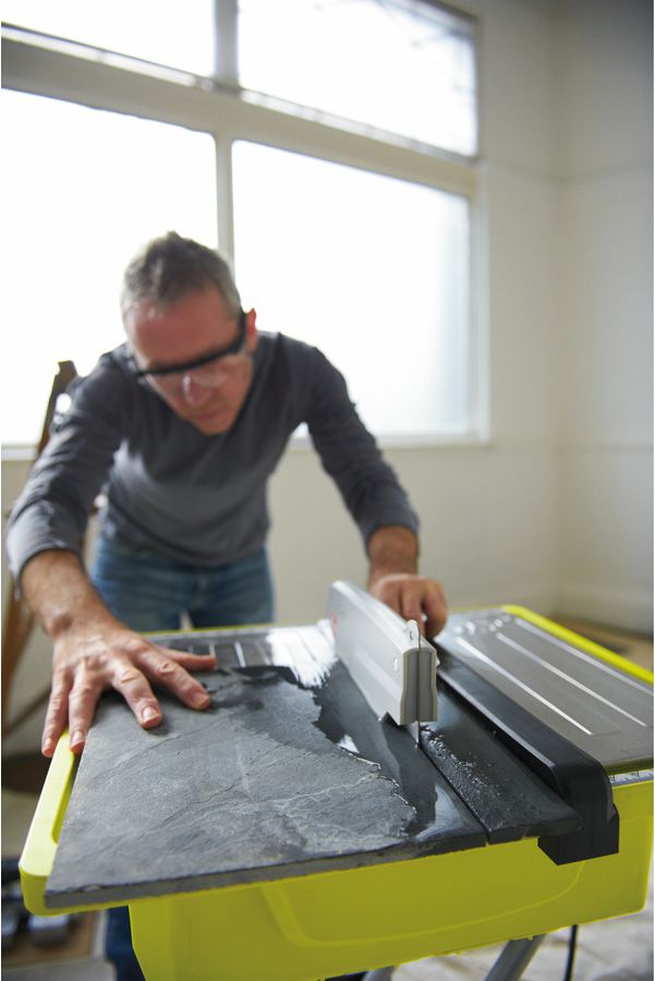 фото Стаціонарний електричний плиткоріз Ryobi WS721S (3000285)