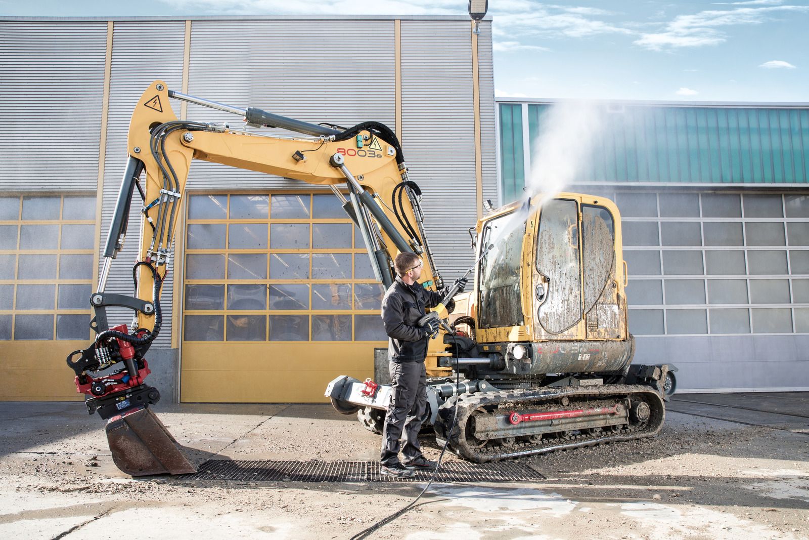 фото Мінімийки високого тиску Karcher HD 7/17 M Plus (1.151-932.0)