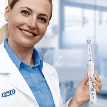 фото Електрична зубна щітка Oral-B Pro 2 Junior D501.513.2 Star Wars White