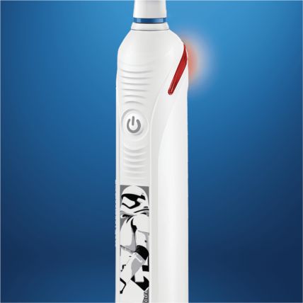 фото Електрична зубна щітка Oral-B Pro 2 Junior D501.513.2 Star Wars White