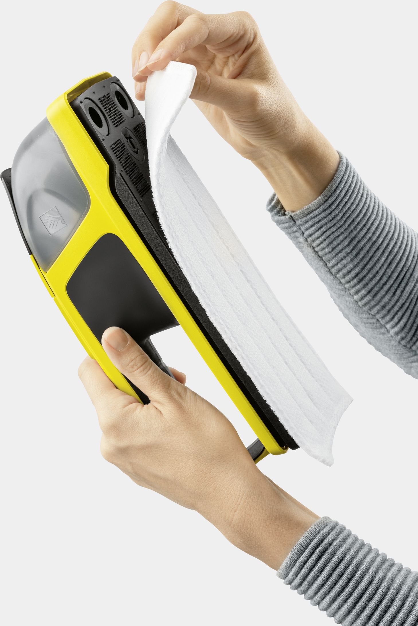 фото Віконний пилосос Karcher WV 2 + KV 4 (1.633-218.0)