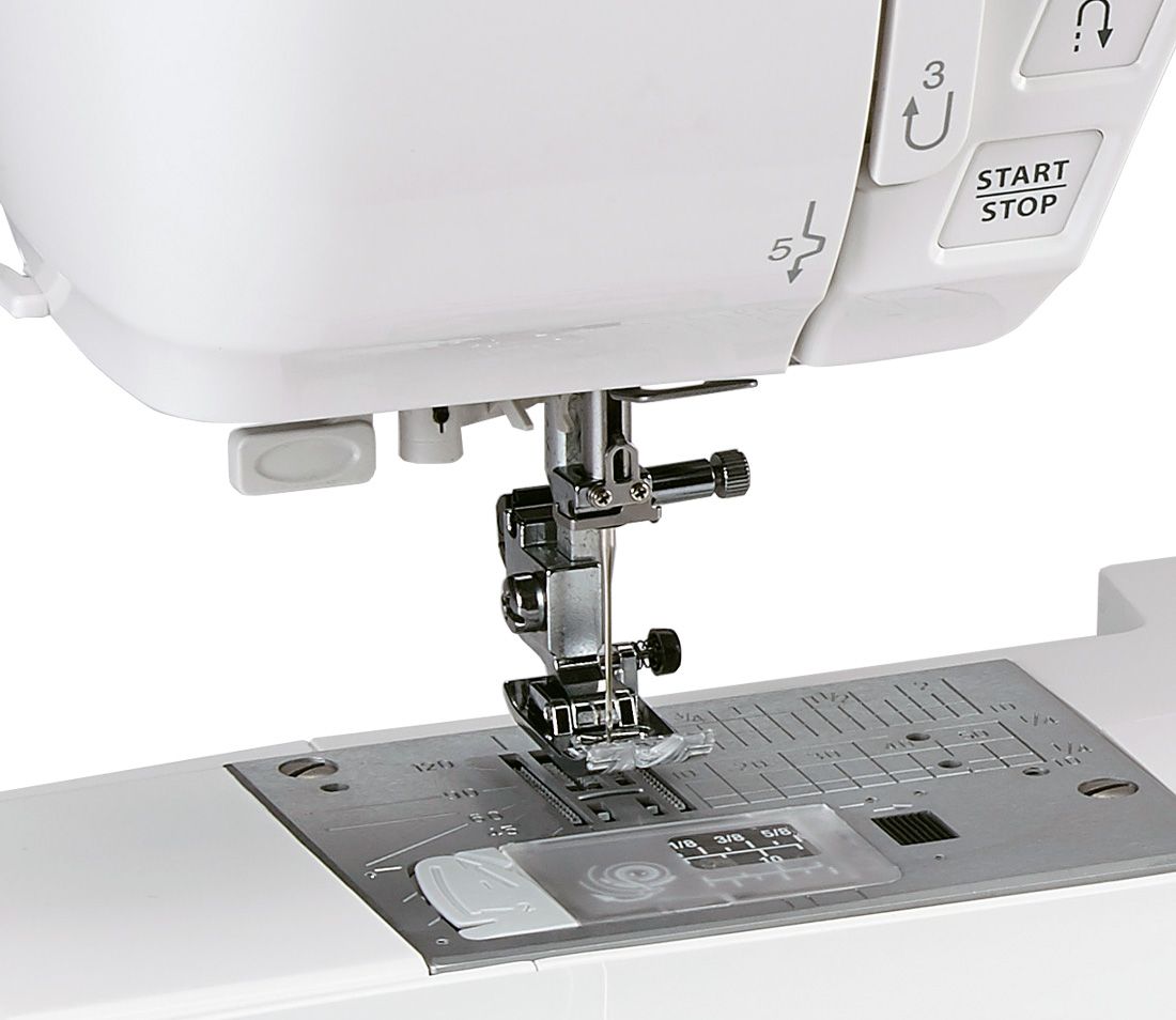 фото Швейна машинка комп