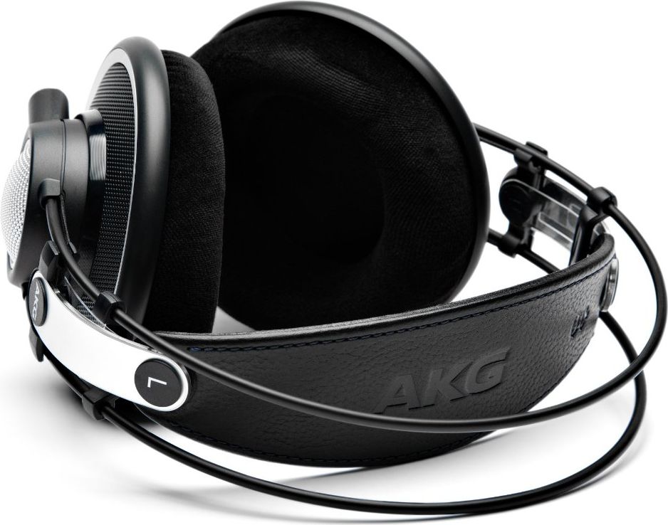 фото Наушники без микрофона AKG K702
