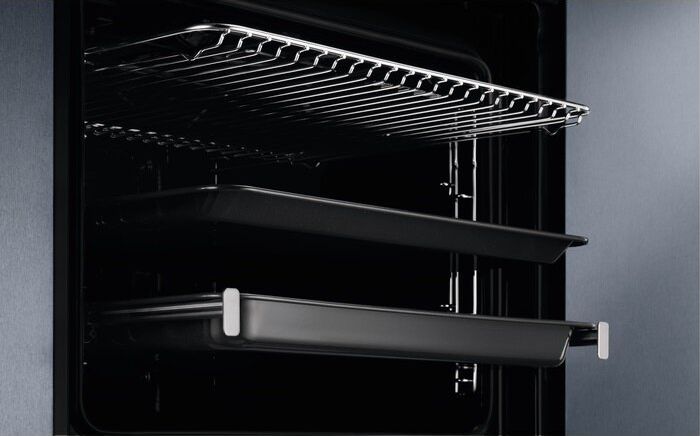 фото Духовка електрична Electrolux EOB8S39WZ