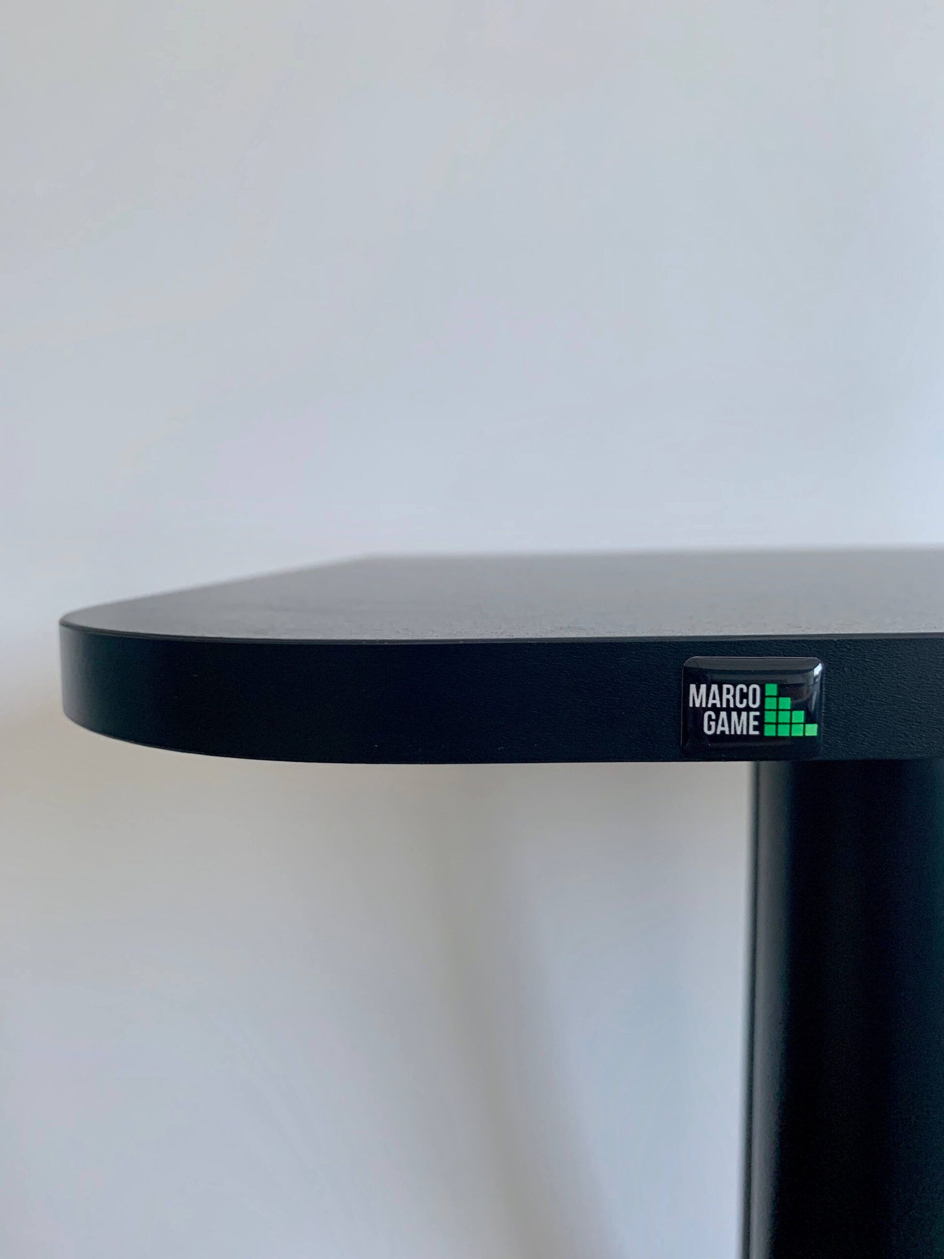 фото Геймерський ігровий стіл Marco Game Skill Black