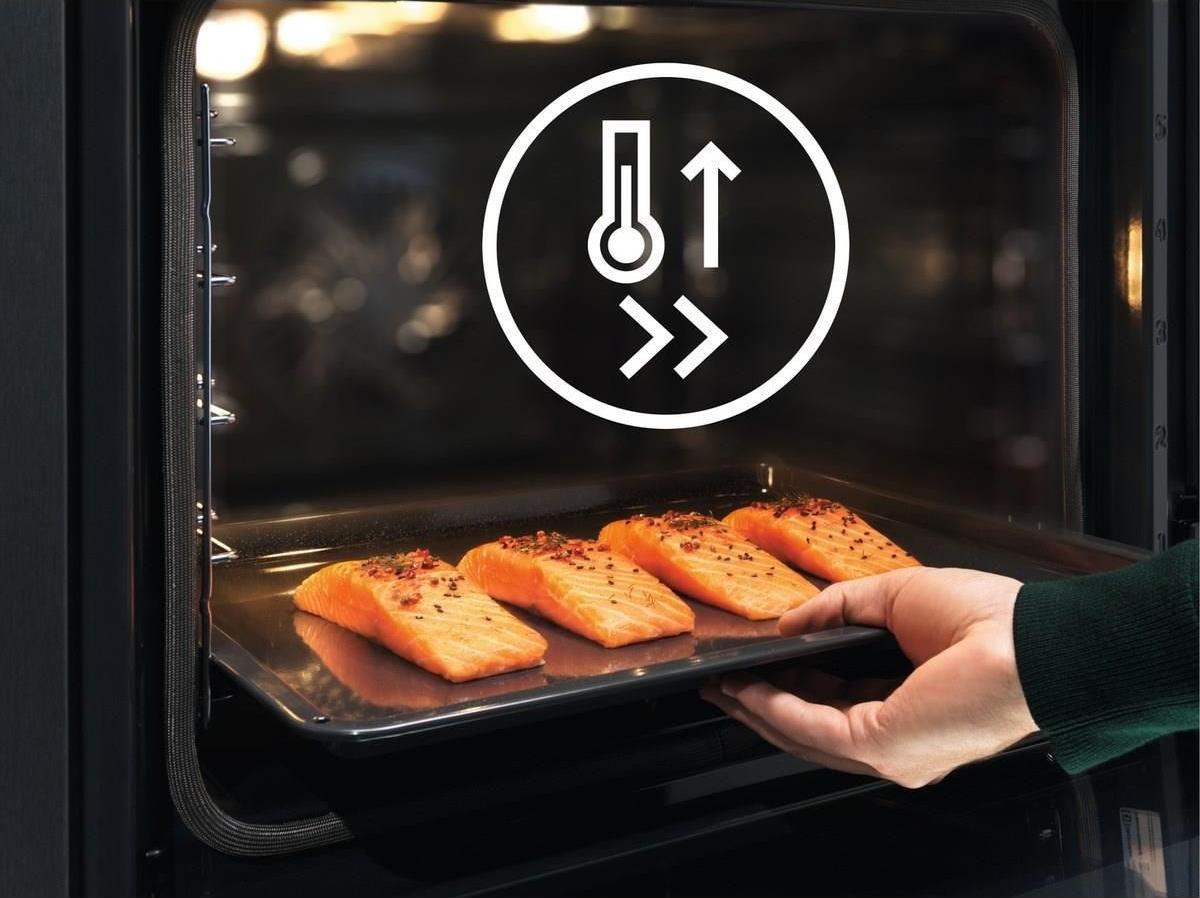 фото Духовка електрична Electrolux EOC8P31Z