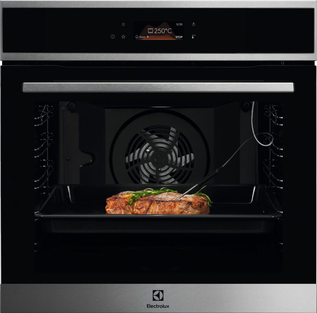Piekarnik Electrolux EOE8P39X 1