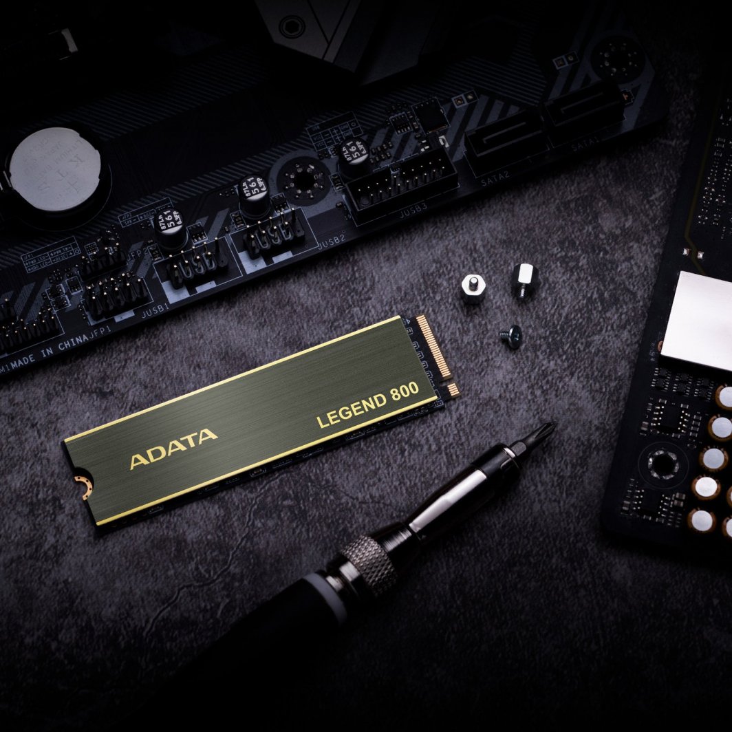 ADATA Legend 800 2TB M.2 2280 PCI-E x4 Gen4 NVMe (ALEG-800-2000GCS