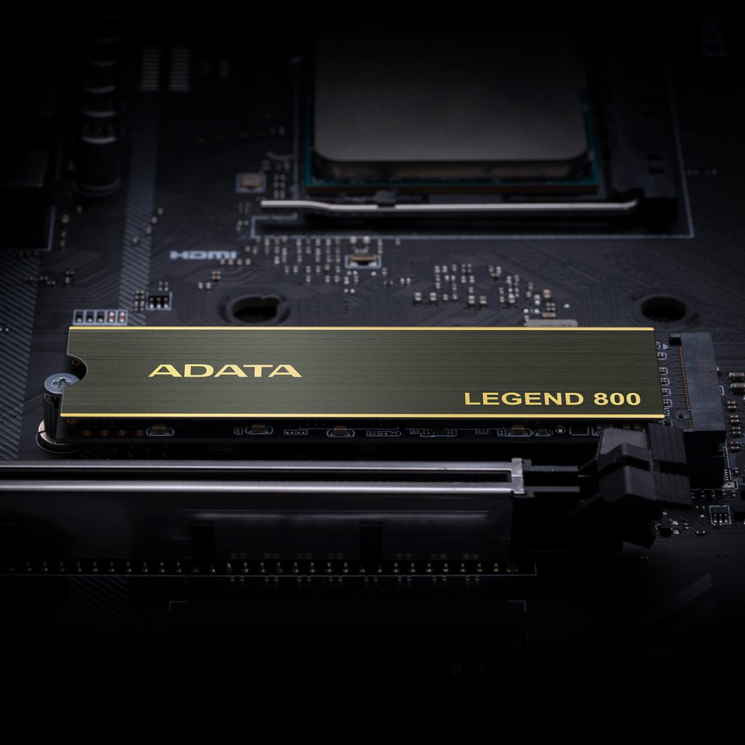 内蔵型SSD ADATA LEGEND 800 2000GB M.2 SSD Dysk SSD Adata LEGEND 800 2TB M.2 (ALEG8002000GCS) - Opinie