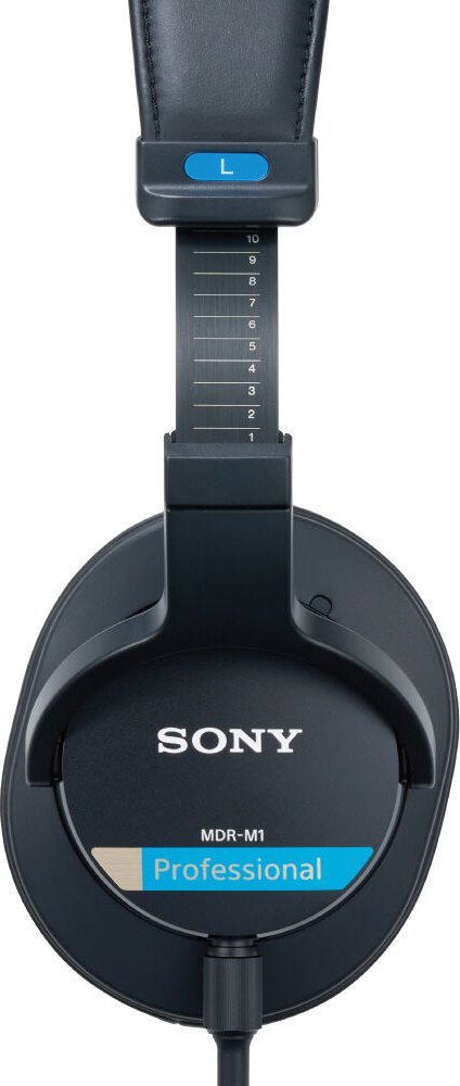 SONY　MDR-M1ST Amazon.com: Sony / MDR-M1ST Wired High Resolution Monitor