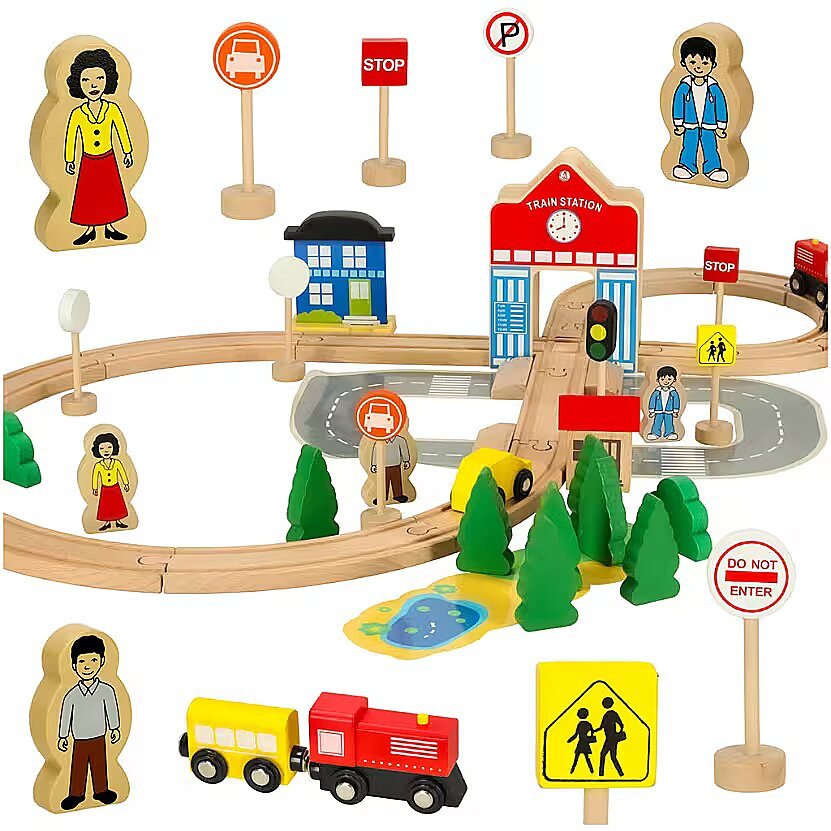 RoGer Wooden station with train and accessories 50pcs. 1