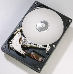 Dysk Hitachi 3.5"  (HDS721680PLA380) 1