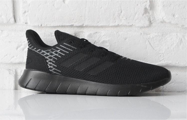 Adidas Buty męskie Asweerun czarne r. 43 1/3 (F36333) - Sklep-presto.pl