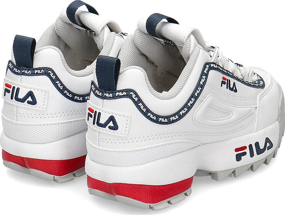 fila disruptor logo