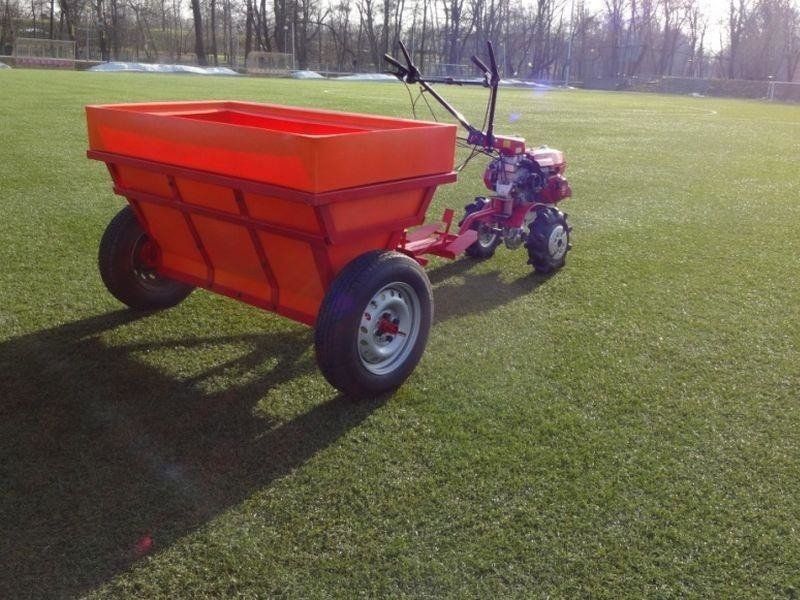 Honda Rozsiewacz wałowy FBG 550 1