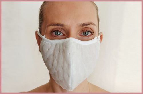 Yeye Maseczka ochronna na twarz z 3 warstwowej włókniny z przepustowością P2 1