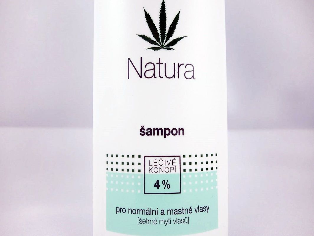 Cannaderm Natura Szampon włosy normalne i przetłuszczające się 1