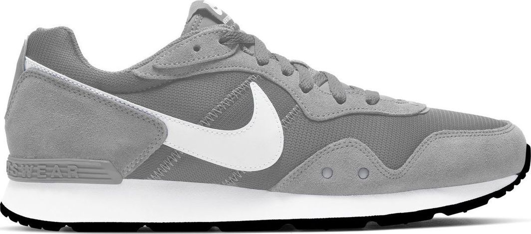 Nike Buty męskie NIKE VENTURE RUNNER 45 1