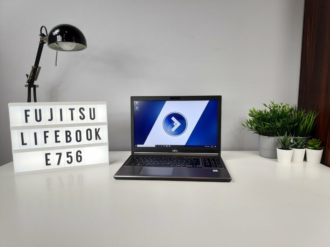 Laptop Fujitsu Laptop Fujitsu LifeBook E756 i5-6200U 8GB 240GB SSD FHD Windows 10 Pro 1