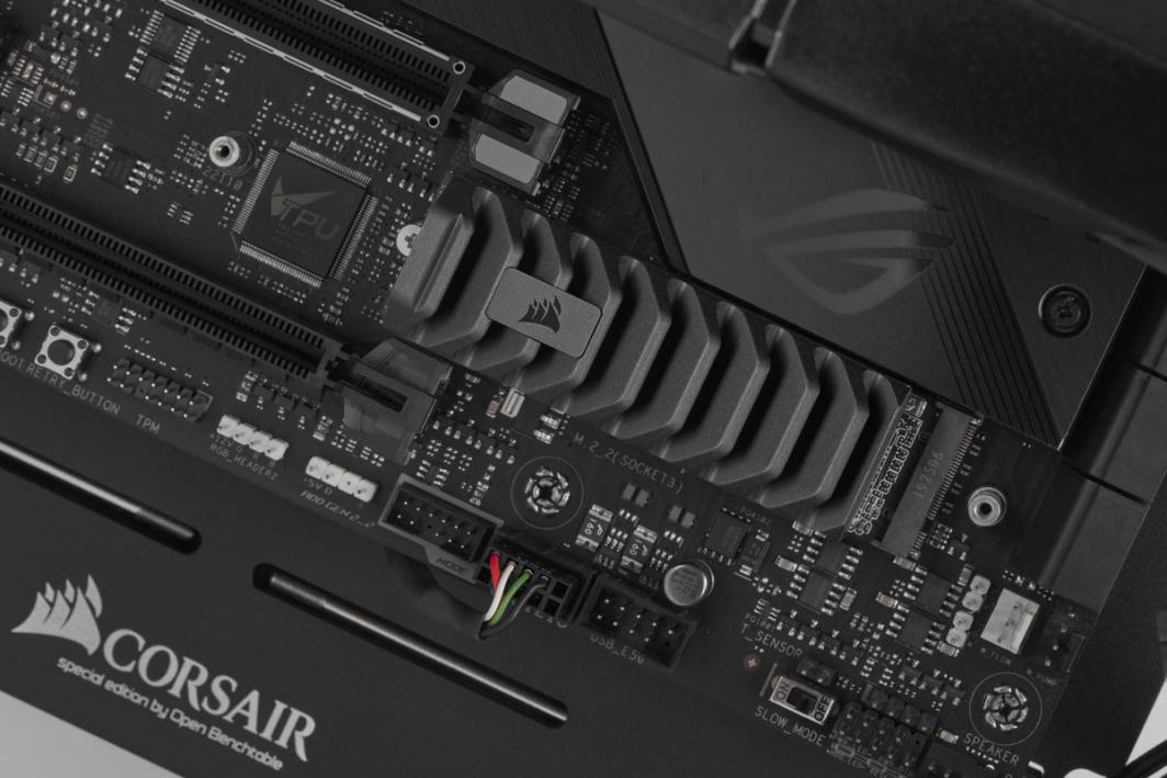 Corsair MP600 PRO XT 4TB M.2 2280 PCI-E x4 Gen4 NVMe (CSSD