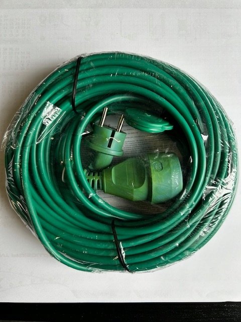 Plastrol Przedłużacz z jednokrotnym gniazdem wtyczkowym 1x2p 20m zielony 1