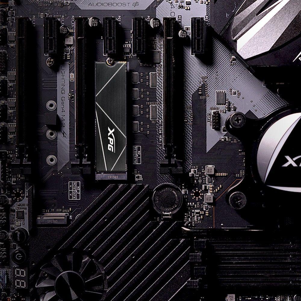 ADATA XPG Gammix S70 Blade 1TB M.2 2280 PCI-E x4 Gen4 NVMe