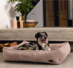  Designed by Lotte Designed by Lotte Legowisko dla psa, prążkowane, różowe, 80x70x22 cm