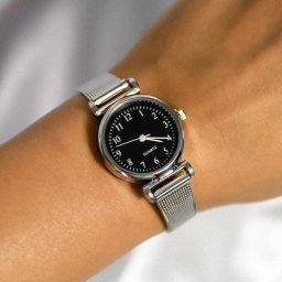 Zegarek OTIEN Zegarek damski srebrny Oise z małą czarną tarczą cyfry
