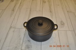 le creuset Le Creuset Signature Casserole round 28 cm black