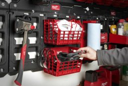 Milwaukee MILWAUKEE PACKOUT KOSZYK Z OTWORAMI
