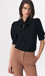  Nife Elegancka czarna bluzka z wiązaniem na dekolcie - B107 (kolor czarny, rozmiar 40)