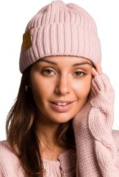  BE Knit BK059 Czapka z wywinięciem i naszywką - różowa (kolor róż, rozmiar uni)