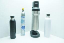Saturator Brita sodaTRIO Czarny + Dodatkowa butla CO2 + Butelka izolowana 1l biała [outlet]
