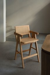 Krzesło barowe drewniane z podłokietnikami Kiemer 65 cm