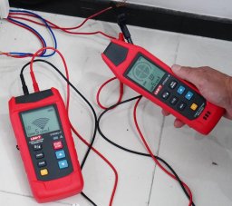 Unit Wykrywacz kabli i rur metalowych AC/DC 8~480V głębokość wykrywania napięcia do 0.4m NCV voltage range: 80V ~ 1000V