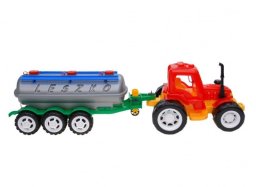 Traktor z beczką