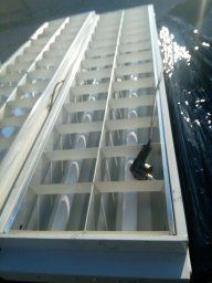 E-LIGHT LUMINAIRE MOUNTED 0.5W 35LM 4000K 3XAAA
