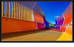 MODEL PN-E329, 32" E-Series Large Format Display, FHD, 350cd/m2, D-LED backlight, 16/7 proof, USB MediaPlayer