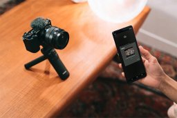 Kamera cyfrowa Sony VLOG Camera | ZV-E10 | Mirrorless Camera body | 24.2 MP | ISO sensitivity (max) 32000 | Display diagonal 2.95 " | Wi-Fi | APS-C type, Exmor CMOS sensor