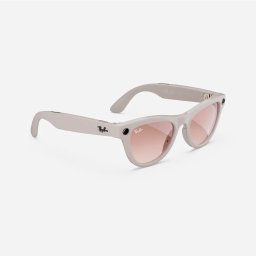Ray-Ban Meta Skyler; Frame color: Shiny Chalky Gray; Lens color: Gradient Cinnamon Pink