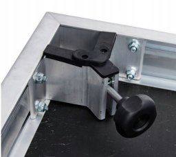 Stairville Tour 2x1m CPTW sceniczna platforma z dywanem 750kg/m