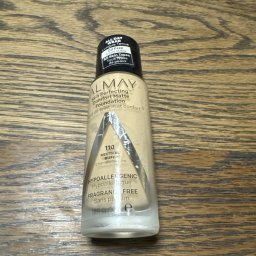Almay, Skin Perfecting Comfort, Matte, Liquid Foundation, 110, Neutral Buff, SPF 15, 30 ml For Women