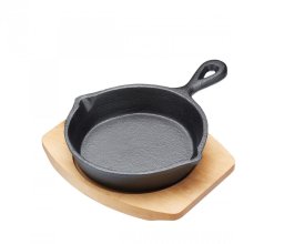 Patelnia KitchenCraft Patelnia żeliwna z deską do serwowania - okrągła