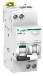  Schneider Wyłącznik różnicowo-prądowy z członek nadprądowym 4A 30mA typ AC 1-polowy +N - A9D55604