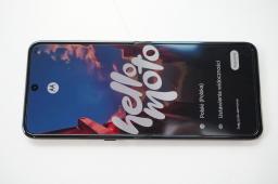 Smartfon Motorola Razr 60 Ultra 5G 16/512GB Zielony  (PB8R0003SE) [outlet]