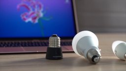 Anyware chytrá Wi-Fi objímka s bezpečnostními senzory