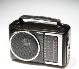 Radio Tiross TS-460